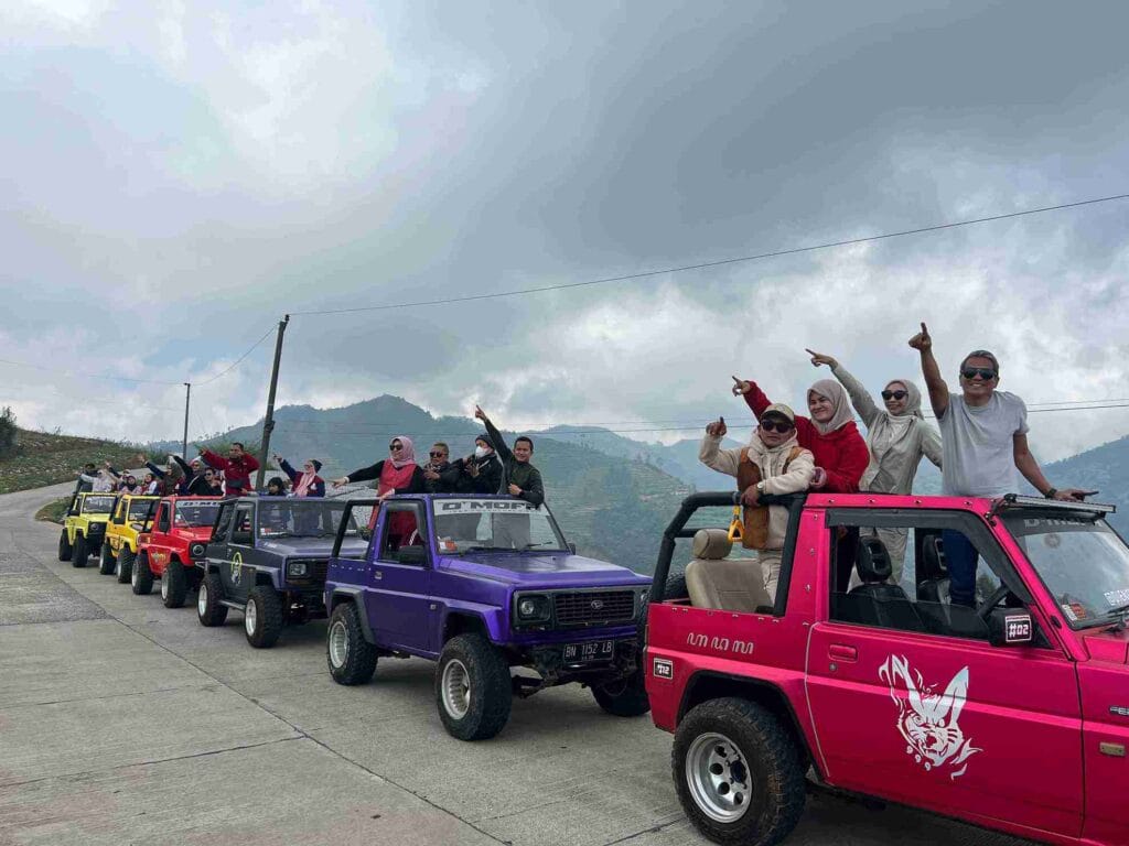 sewa Jeep Dieng Custom